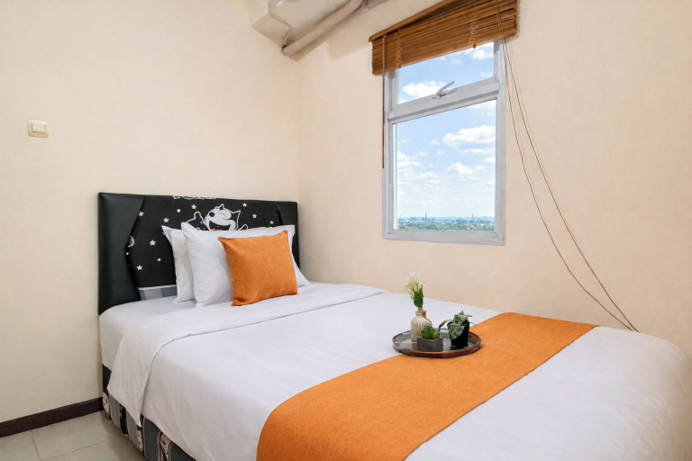 Interior 2, Cozy With Contemporary 2Br Space At Apartment Bogor Valley, Bogor
