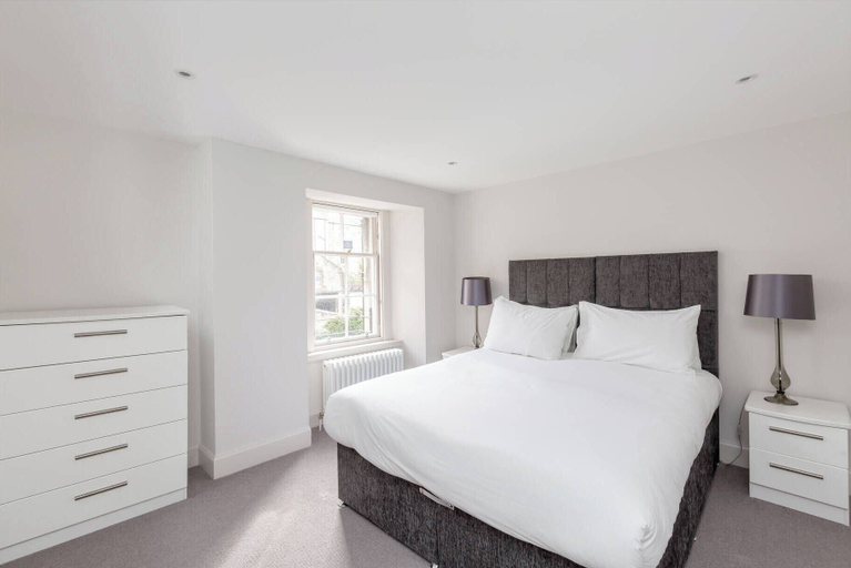 Room 2, 6 on Chester Apartments, Edinburgh