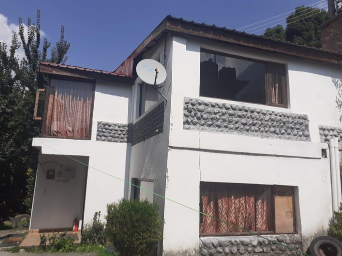 Exterior & Views 1, Villa Riverine Cafe & Riverview Residences , Kullu