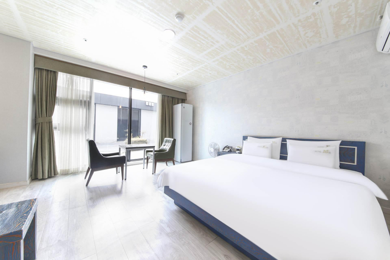 Bedroom 4, Changwon Sangnamdong 25th Street Hotel, Changwon