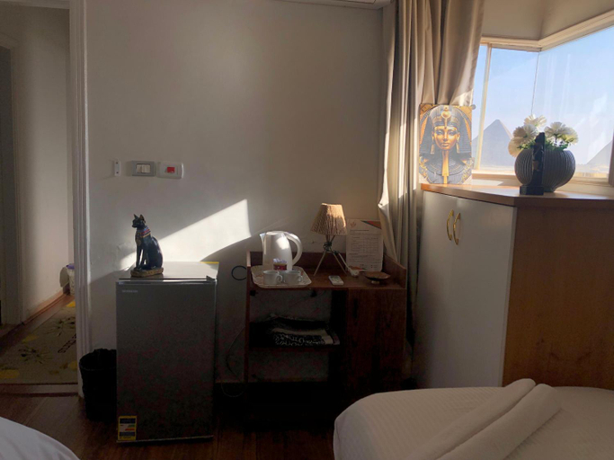 Others 3, Rafifi pyramids inn view, Al-Ahram