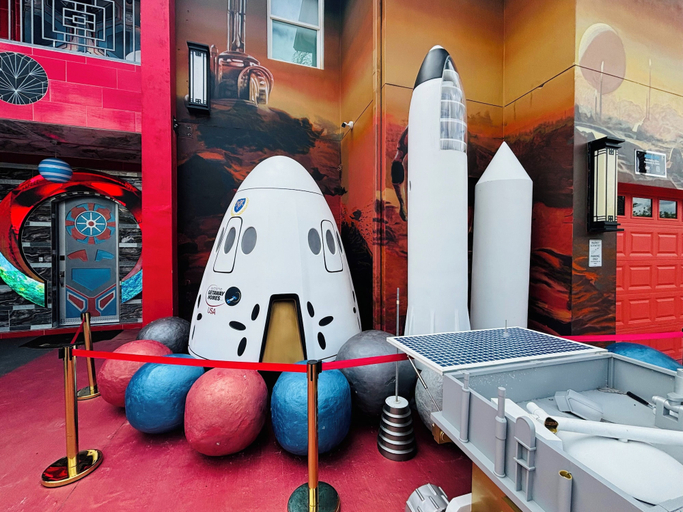 Miscellaneous 2, Mission to Mars, Polk