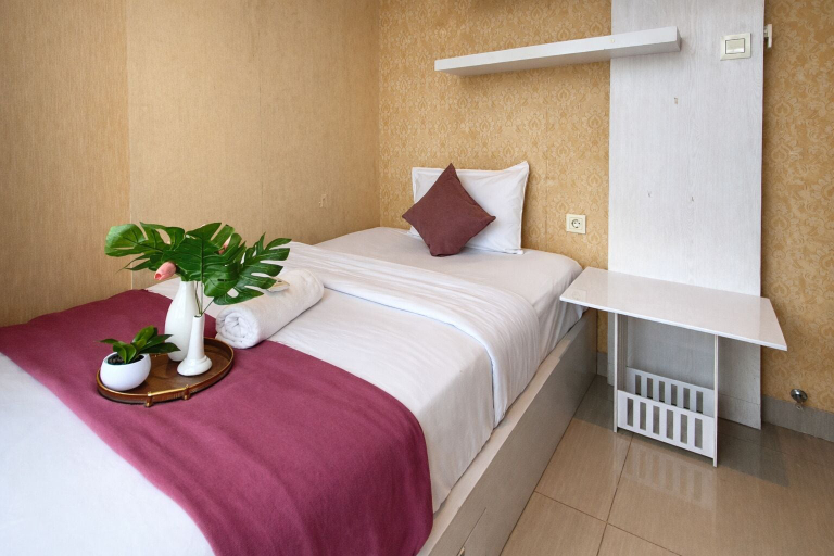 Interior 3, Neat 2Br For 3 Pax At Tamansari Papilio Apartment, Surabaya