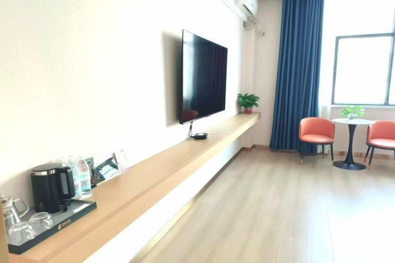 Others 5, Jinse Yangguang Motel, Aksu