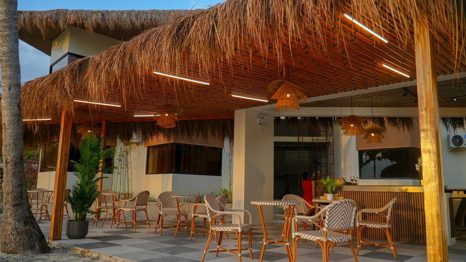 Food & Drinks 4, Isla Mystica Beach Resort, San Juan