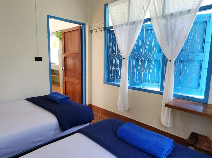 Bedroom 2, Baan Hinlad Home and Hostel, Ko Samui