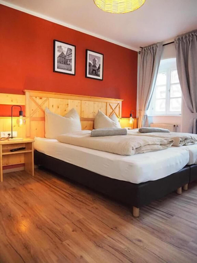 Room 5, der.baeren, Kitzingen