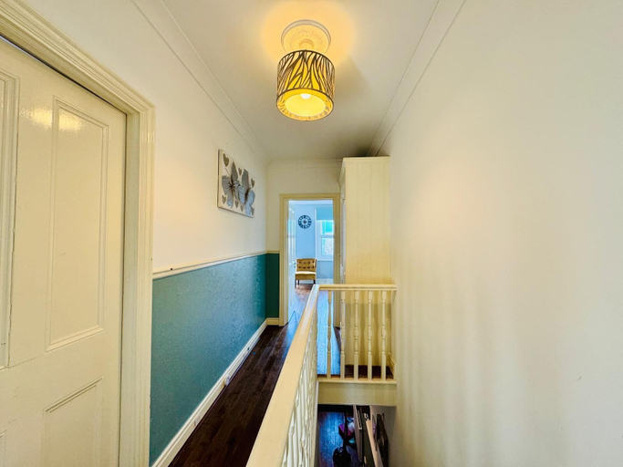 Interior 5, Rana's House, Slough