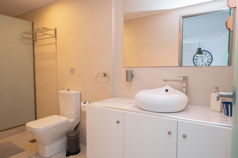 Bathroom 3, Milva Apartments, South Aegean
