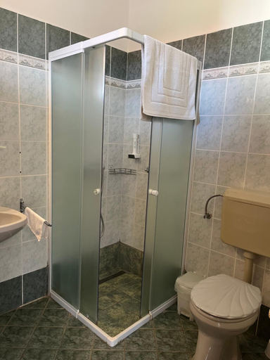 Bathroom 3, Ginti Panzio, Orseg, Őriszentpéter