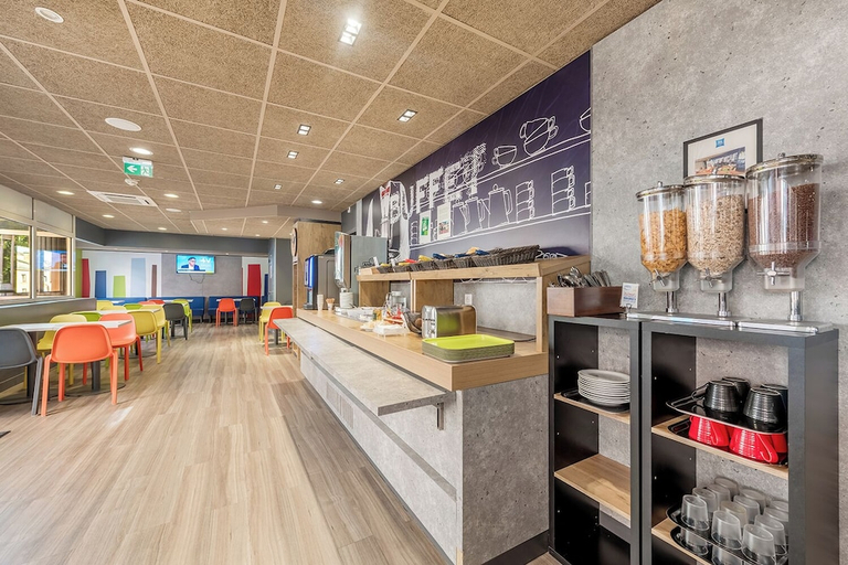 Food & Drinks, Ibis budget Bourgoin Jallieu Centre, Isère