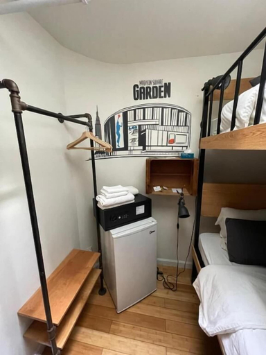 Bedroom 4, Chelsea rooms, New York