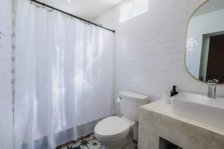 Bathroom 4, Pelegrina Beach Haus 6BR Chef Powered G SJ
