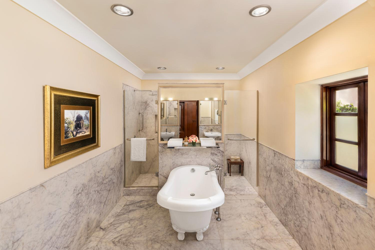 Bathroom 5, The Maharaja’s Lodge, Ranthambore, Sawai Madhopur