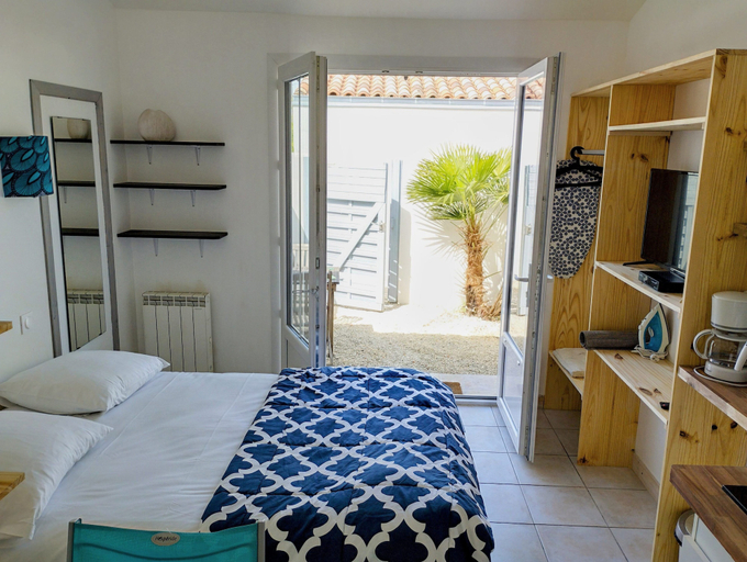 Room 5, Résidence le Clos des Pins - Île de Ré, Charente-Maritime