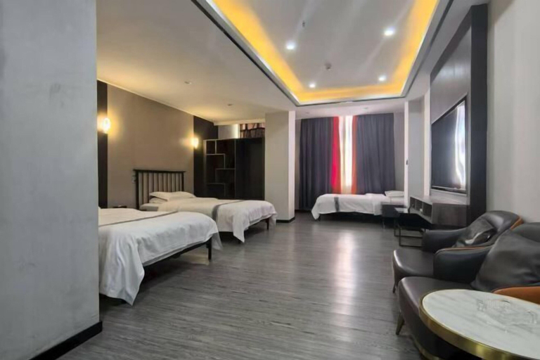 Bedroom 3, Jinse Yangguang Motel, Aksu