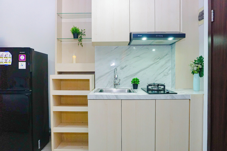 Interior 2, Relaxing Stay Studio At Apartment Lrt City Bekasi, Bekasi
