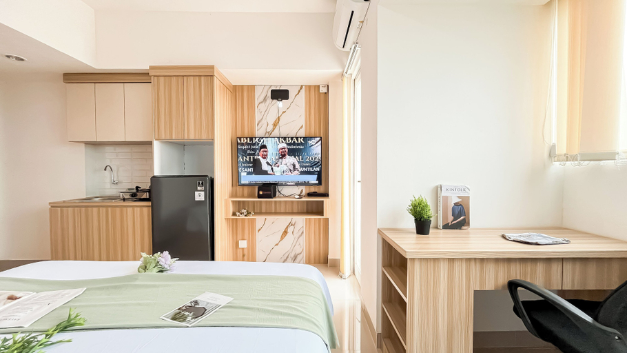 Room 2, Trendy Studio At Apartment Cisauk Point, Tangerang