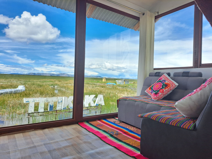 Interior 4, Uros Kaivalia Lodge, Lago Titicaca