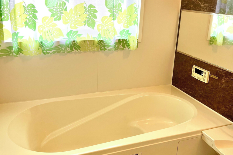 Bathroom 3, Mitsuba House, Annaka