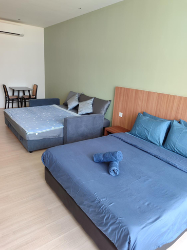 Bedroom 2, Sematan Roxy Beach Apartment, Lundu