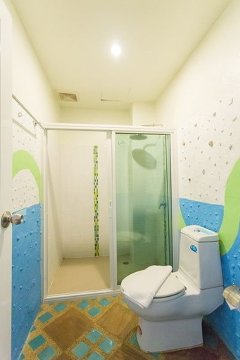 Bathroom 4, Phranang Place Hotel, Mueang Krabi