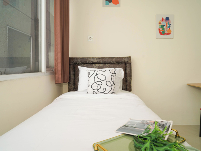 Room 2, Nice Look Studio Apartment At Saladdin Mansion, Depok