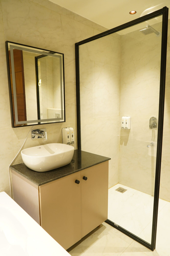 Bathroom 3, Luxe Manor, Sahibzada Ajit Singh Nagar