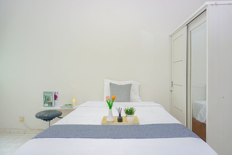 Room 5, Cozy And Pleasant Studio At Apartment Margonda Residence 1, Depok