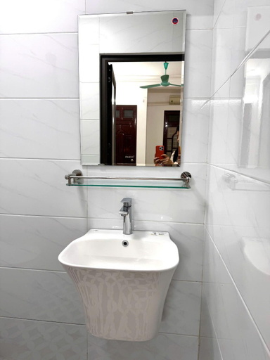 Bathroom 5, Chip's Cozy Crib, Hoàn Kiếm