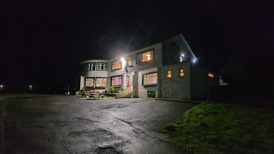 Exterior & Views 2, Windsor Local Hotel, Pembrokeshire