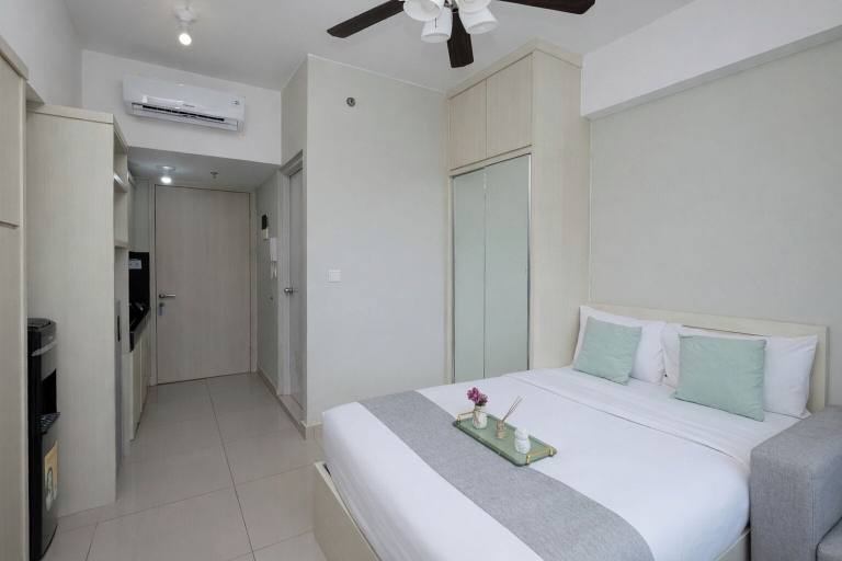 Room 2, Serene Studio With City View At Springlake Summarecon Bekasi Apartment, Bekasi