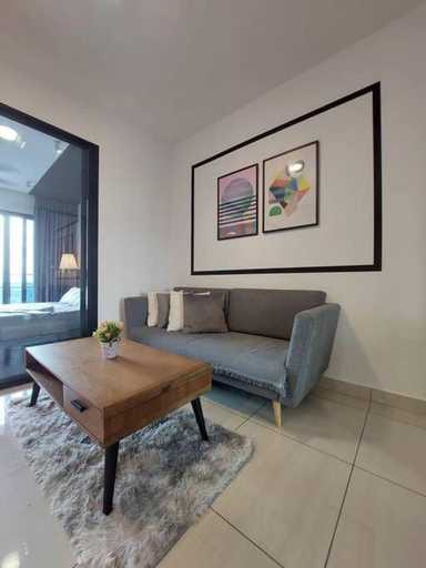 Others 5, Almas Refreshing Studio House, Johor Bahru