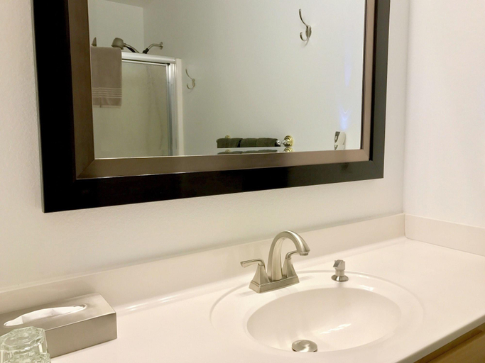 Bathroom 3, ドリームキャッチャーズ レイク パウェル ベッド & ブレックファースト, Kane