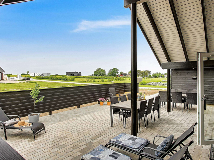 Food & Drinks 4, 5 Star Holiday Home in Bogense, Nordfyns
