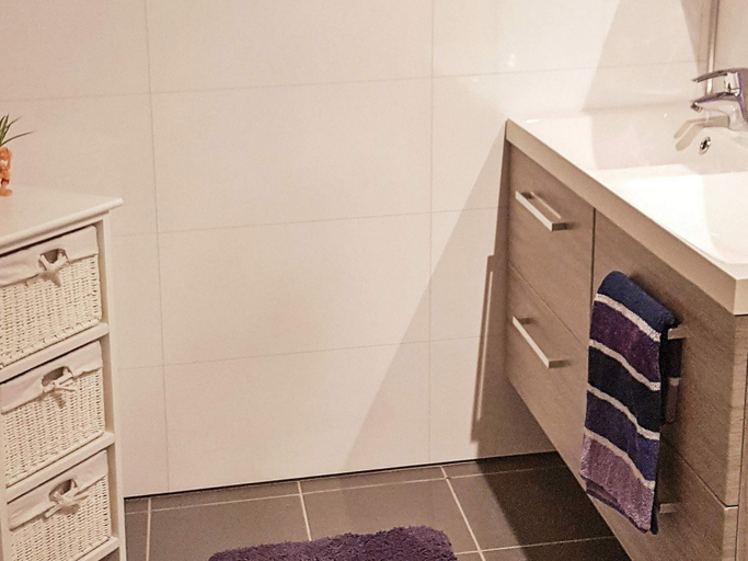 Bathroom, 4 Star Holiday Home in Folkestad, Volda