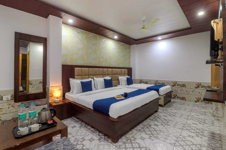 Others 5, Hotel Kanha, Dehradun