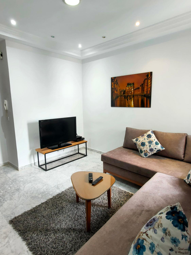 Others 5, luxurious and cosy apartment close to tunsia mall lac 2, Bouhaira