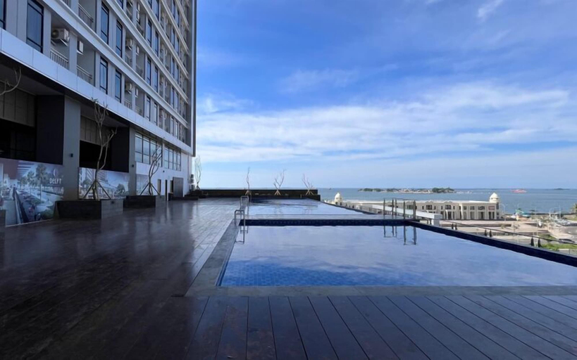 Pool, Blue Accent Studio At Delft Ciputra Makassar Apartment, Makassar