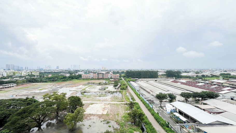 City view, Functional And Restful Studio At Apartment Daan Mogot City, Jakarta Barat