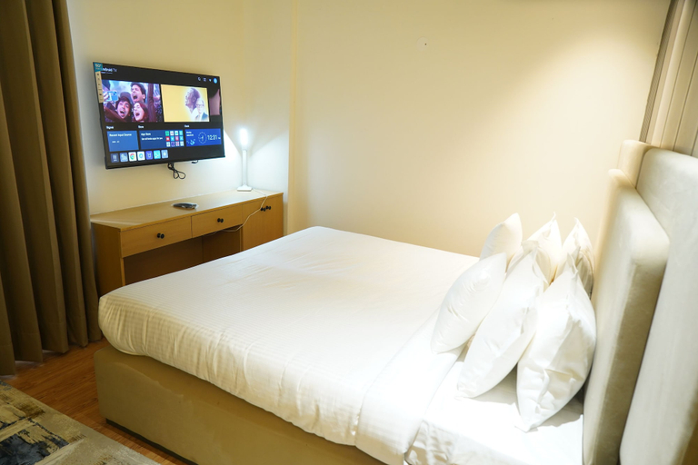 Room 2, Luxe Manor, Sahibzada Ajit Singh Nagar