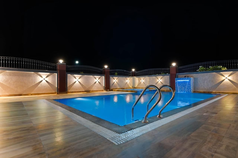 Pool 4, Kapish Farms by Kavya International, Udaipur