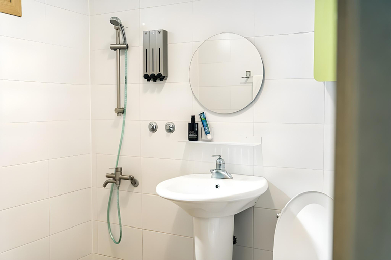 Bathroom 3, Wondam by Equinox, Jeju