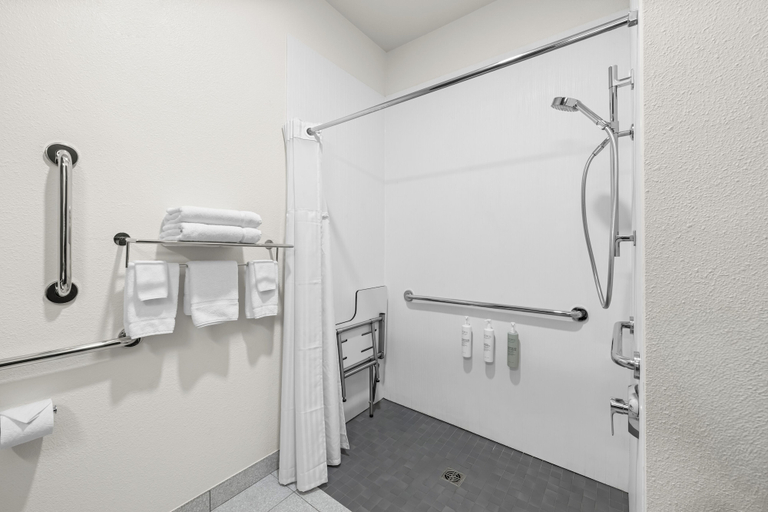 Bathroom 5, Spark by Hilton Stillwater, Payne
