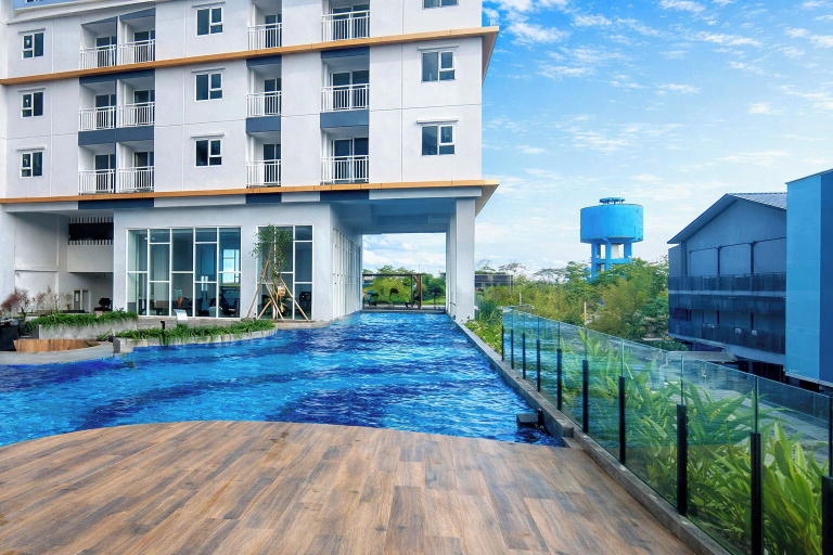 Pool, Lavish 2Br Without Kitchen At Suncity Residence, Sidoarjo