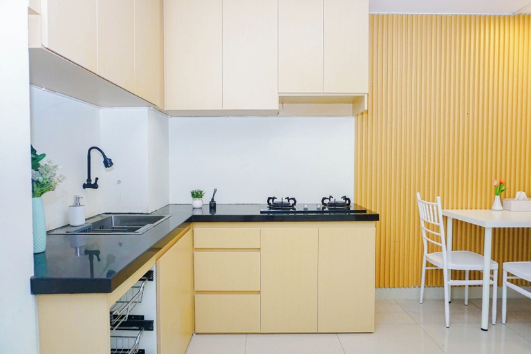 Private kitchen 4, Basic Look 2Br Apartment At Grand Kamala Lagoon, Bekasi