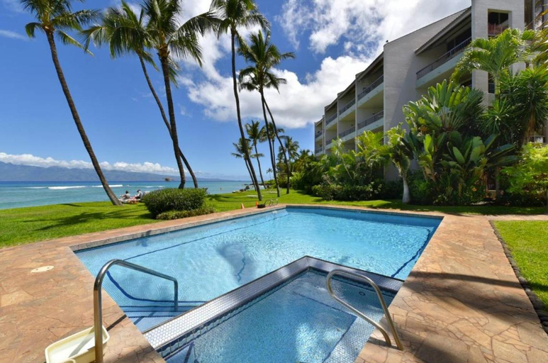 Sport & Beauty 2, Oceanfront with Private Beach! Hale Mahina Beach Resort A206, Maui