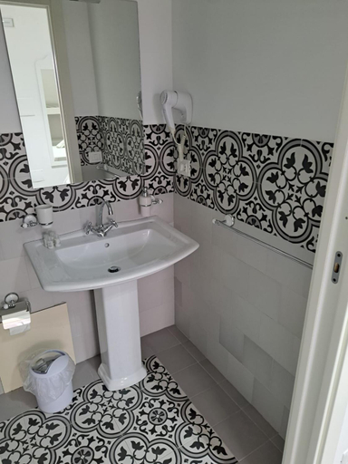 Bathroom 3, B&B Pepe Rosa Tropea, Vibo Valentia