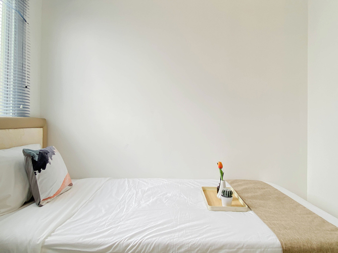 Room 4, Cozy With Blue Accent 2Br At Podomoro Golf View Apartment, Bogor