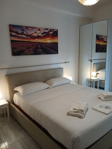 Room 5, Perry Guest House, Roma
